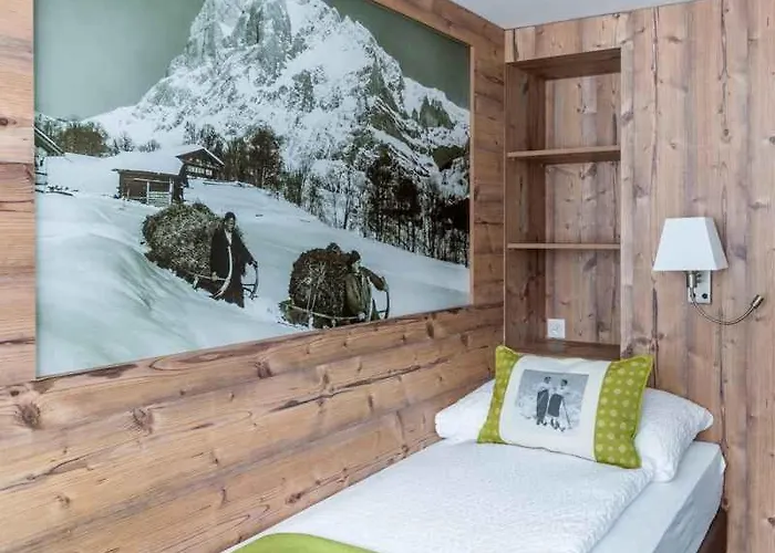 Готель Bellevue Pinte