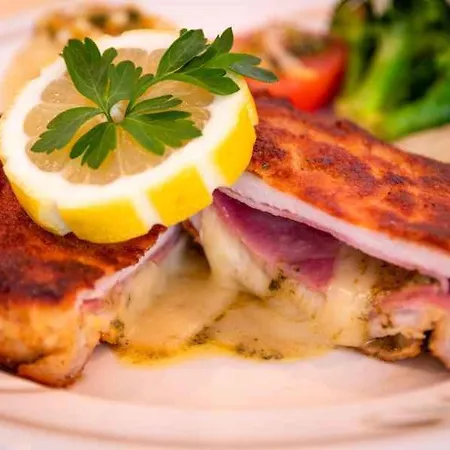 ホテル ベルビュー ピンテ 3*